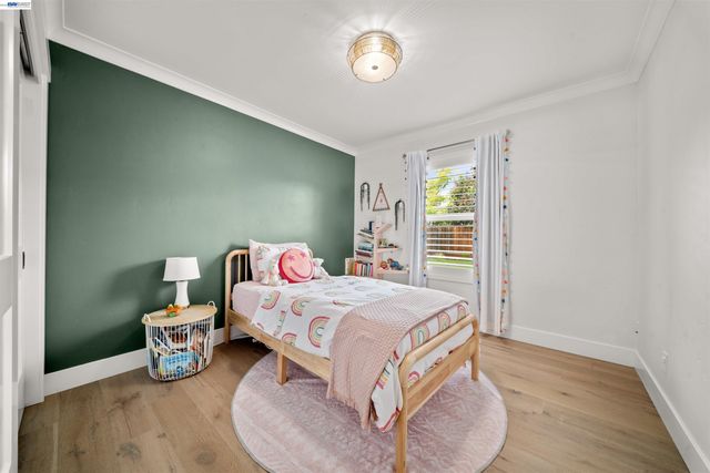 844 Sunset Dr, Livermore, CA 94551