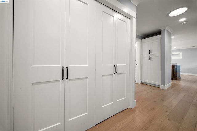 844 Sunset Dr, Livermore, CA 94551