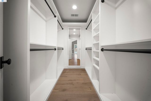 844 Sunset Dr, Livermore, CA 94551