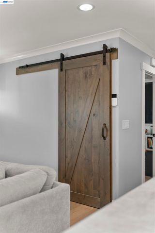 844 Sunset Dr, Livermore, CA 94551