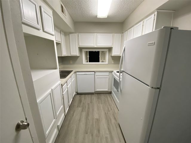 9696 Walnut Street 708, Dallas, TX 75243