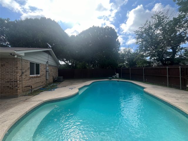 431 Malden Drive, Richardson, TX 75080