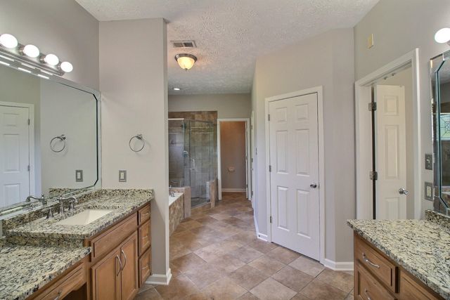 1003 WELBECK CV, Collierville, TN 38017