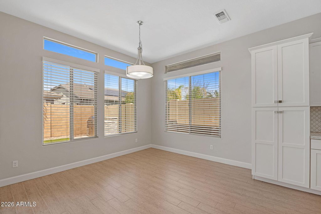 Image 26 of property listing at 2860 E PINTO Drive, Gilbert, AZ 85296