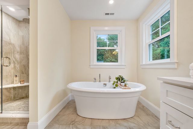 305 Concord Rd 1, Billerica, MA 01821