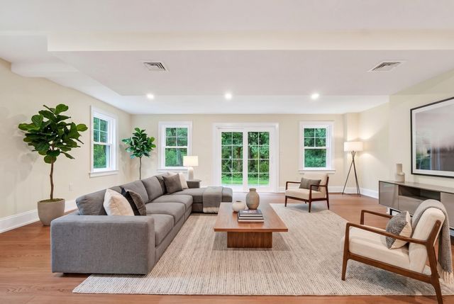 305 Concord Rd 1, Billerica, MA 01821