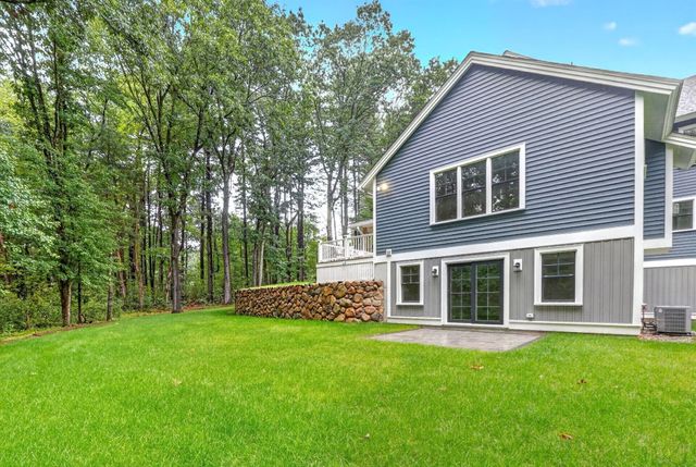 305 Concord Rd 1, Billerica, MA 01821