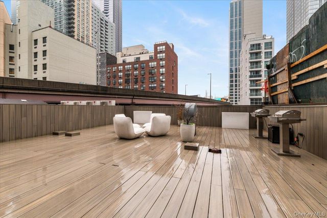 42-50 27th Street 2C, Long Island City, NY 11101