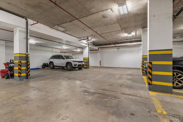 42-50 27th Street 2C, Long Island City, NY 11101