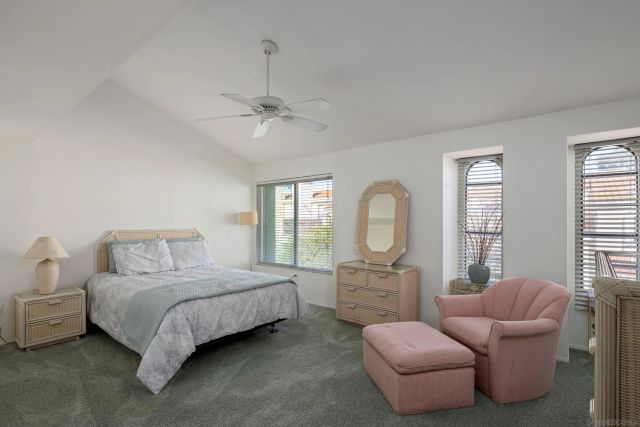 5715 Baltimore Dr 39, La Mesa, CA 91942