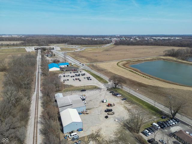 460 Jonesville Road, Columbus, IN 47201