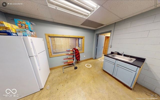 460 Jonesville Road, Columbus, IN 47201