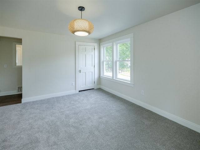 3707 S Burdick Street, Kalamazoo, MI 49001