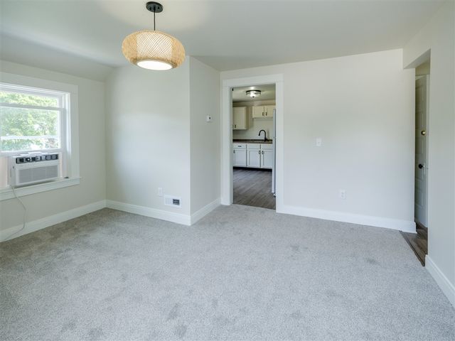 3707 S Burdick Street, Kalamazoo, MI 49001