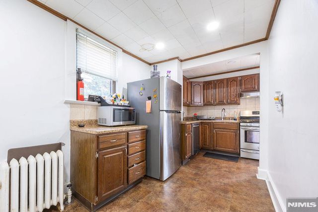 420 Dewitt Avenue, Belleville, NJ 07109