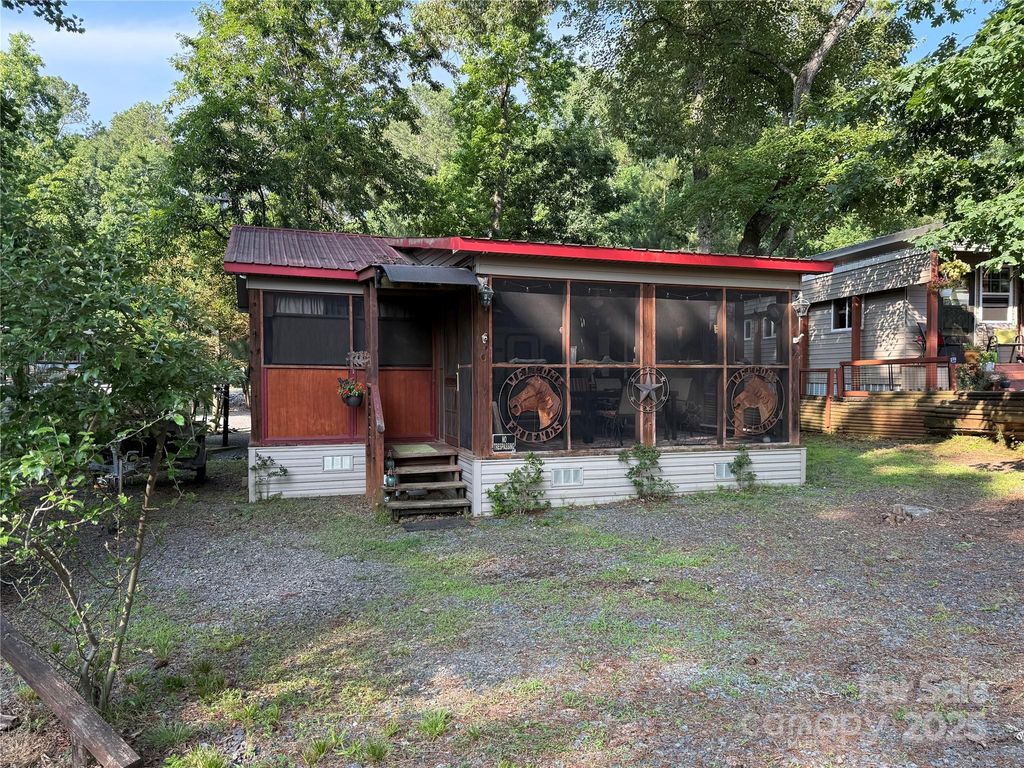 160/162 Arrowood Trail F28/F29, Mount Gilead, NC 27306