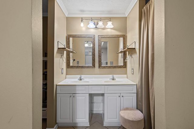 269 E Chance Cutoff, Lumberton, TX 77657