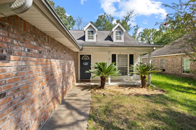 269 E Chance Cutoff, Lumberton, TX 77657