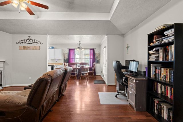 269 E Chance Cutoff, Lumberton, TX 77657