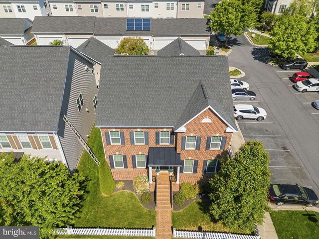 22478 WINDING WOODS WAY, Clarksburg, MD 20871