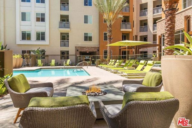 7290 Edinger Avenue 3080, Huntington Beach, CA 92647