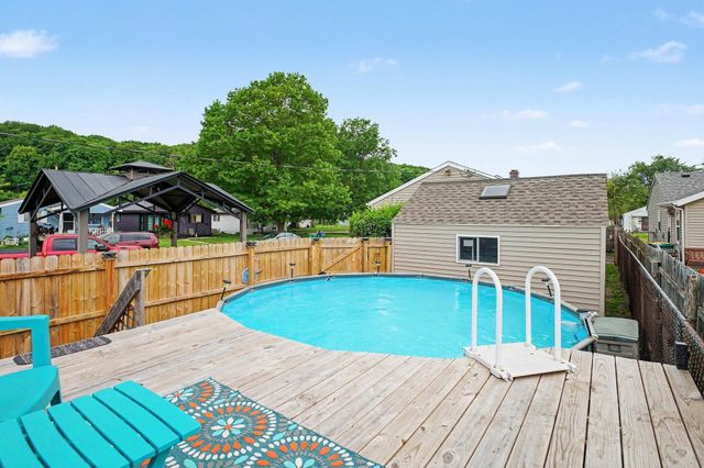 2024 Panama Street, Mishawaka, IN 46544