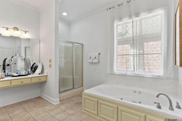 6126 Beechgrove Ln, St Francisville, LA 70775