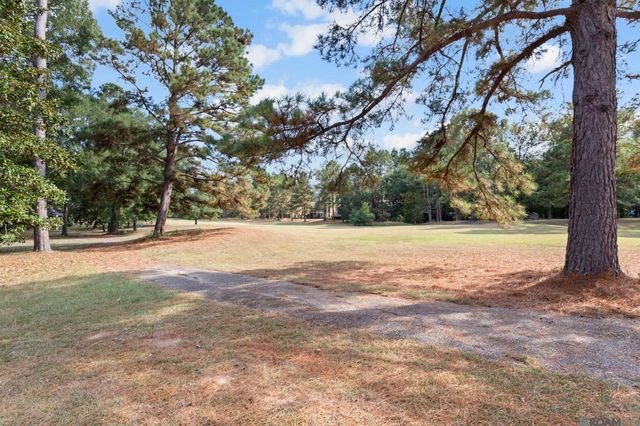 6126 Beechgrove Ln, St Francisville, LA 70775