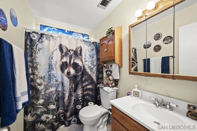 9948 Kincaid St, Santee, CA 92071