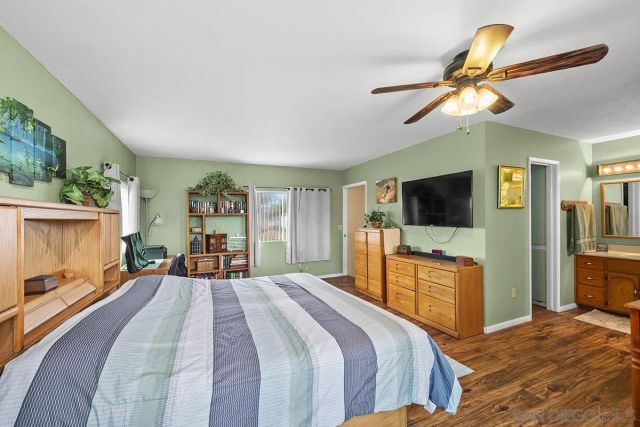 9948 Kincaid St, Santee, CA 92071