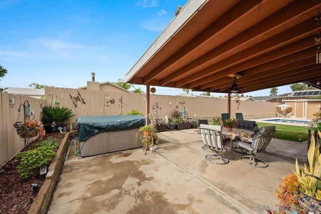 9948 Kincaid St, Santee, CA 92071