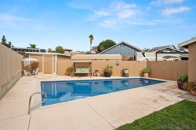 9948 Kincaid St, Santee, CA 92071