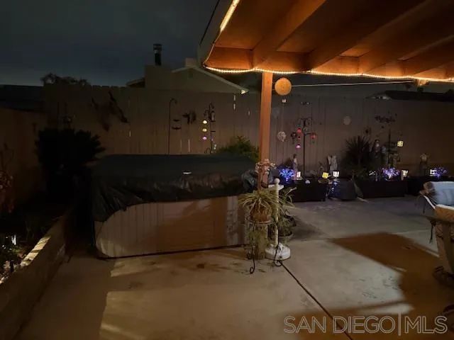 9948 Kincaid St, Santee, CA 92071