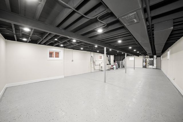 6709 W 59th Street, Chicago, IL 60638