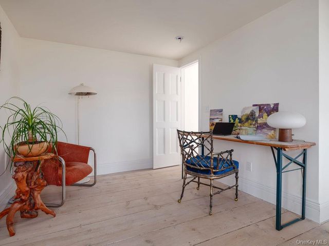 7220 Main Road, East Marion, NY 11939