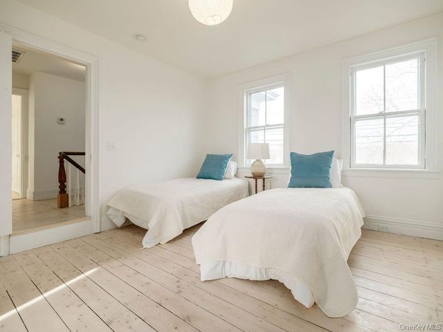 7220 Main Road, East Marion, NY 11939