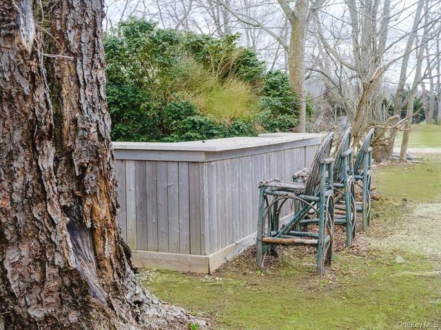 7220 Main Road, East Marion, NY 11939