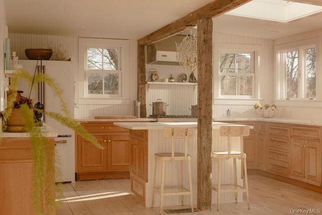 7220 Main Road, East Marion, NY 11939