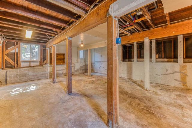 953 W Franklin Street, Monterey, CA 93940