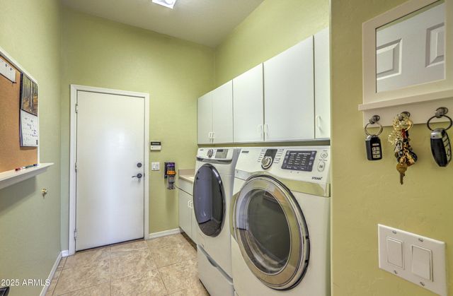 14612 S 4TH Avenue, Phoenix, AZ 85045