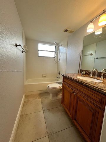 1521 Windorah Way A, West Palm Beach, FL 33411