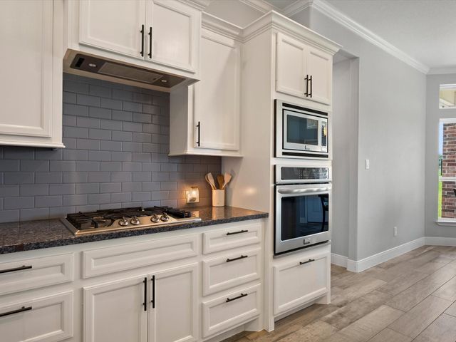 194 Abner Lane, Montgomery, TX 77356