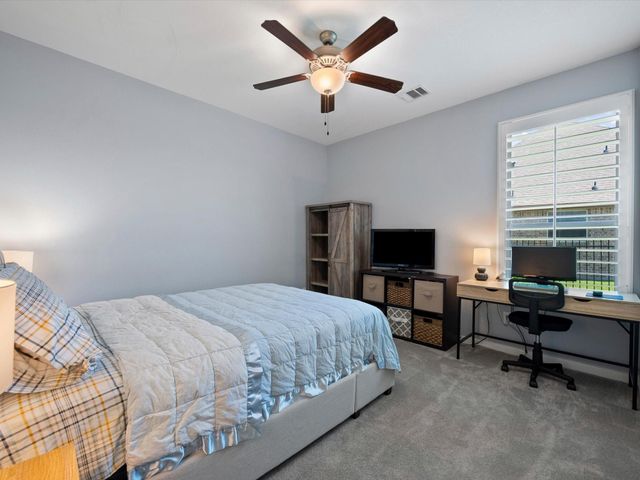 194 Abner Lane, Montgomery, TX 77356
