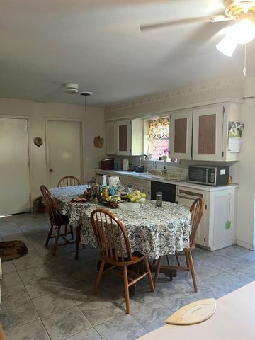 503 Guiceland Drive, Grapeland, TX 75844