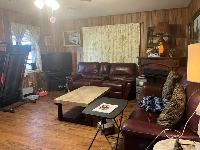 503 Guiceland Drive, Grapeland, TX 75844