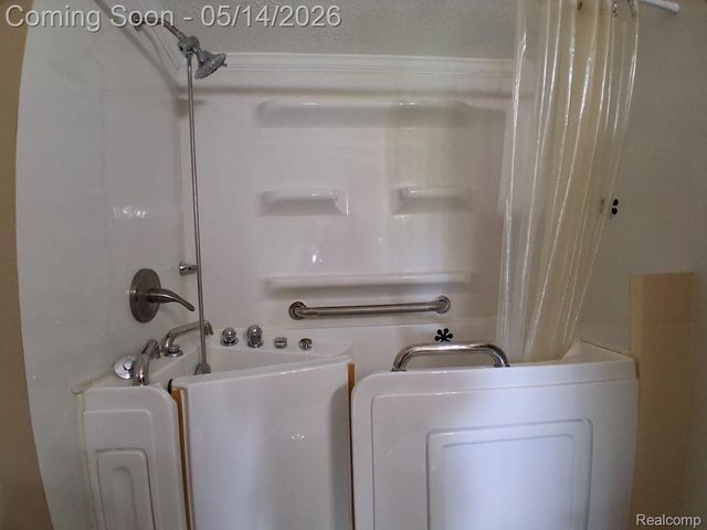 10055 N Genesee Road Nw, Thetford Township, MI 48458