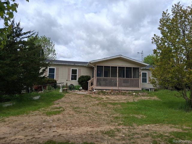 10055 N Genesee Road Nw, Thetford Township, MI 48458