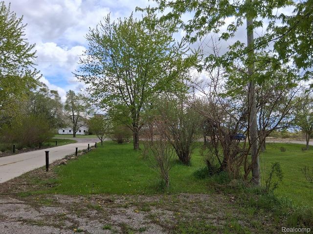 10055 N Genesee Road Nw, Thetford Township, MI 48458