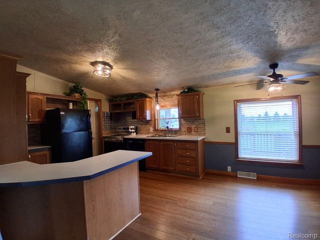 10055 N Genesee Road Nw, Thetford Township, MI 48458