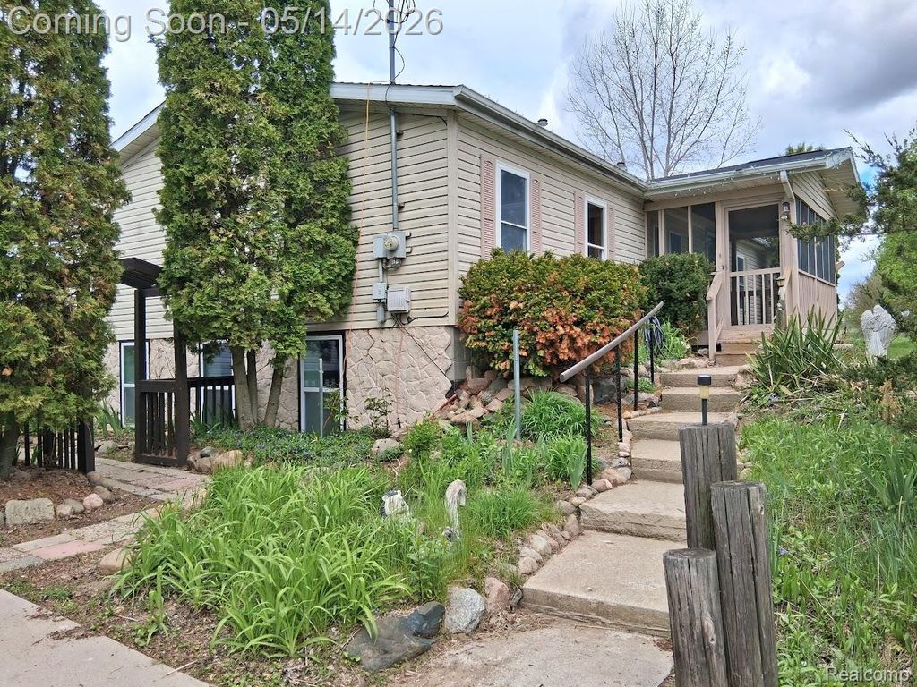10055 N Genesee Road Nw, Thetford Township, MI 48458